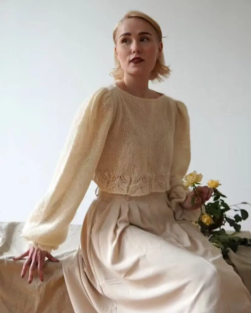 Thin gray knitted hollow-out blouse for women, featuring a slouchy style with a one-piece neckline, niche short design, and vers