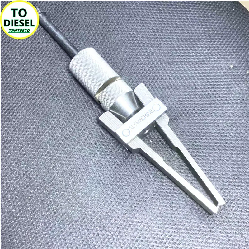 Diesel Injector Removal Puller Repair Tool From The Truck Car