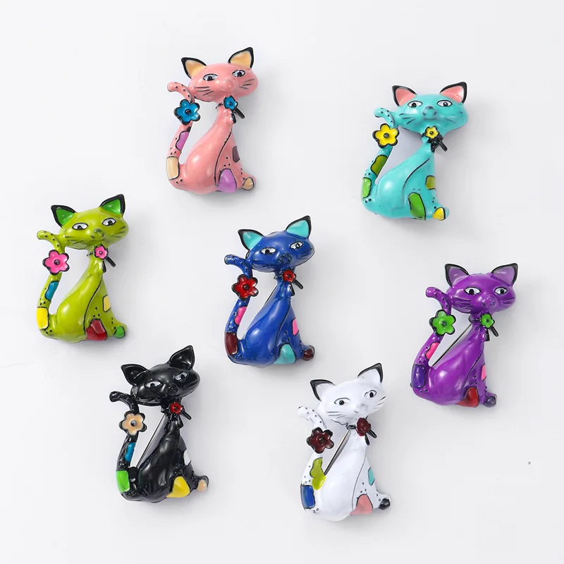 Cute Cartoon Enamel Flower Cat Brooches For Women Unisex Fashion 5-colors Kitten Cat Animal Brooch Pin Casual Party Jewelry Gift