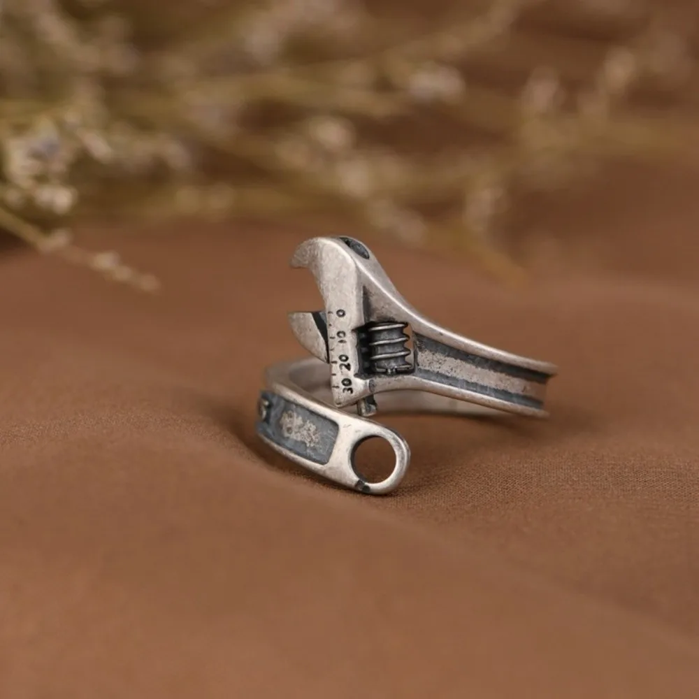 Exquisite Adjustable Wrench-Shaped Open Ring Silver Plated Heavy Duty Spanner Finger Ring Rock Punk Biker Jewelry Party