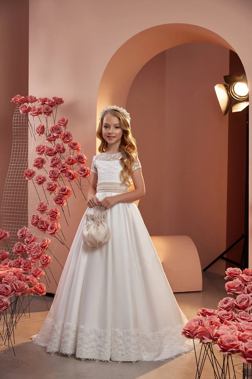 Vestido de niña de flores de encaje blanco para boda, apliques de satén hasta el suelo con lazo, vestidos de baile de cumpleaños para niños, vestido de primera comunión