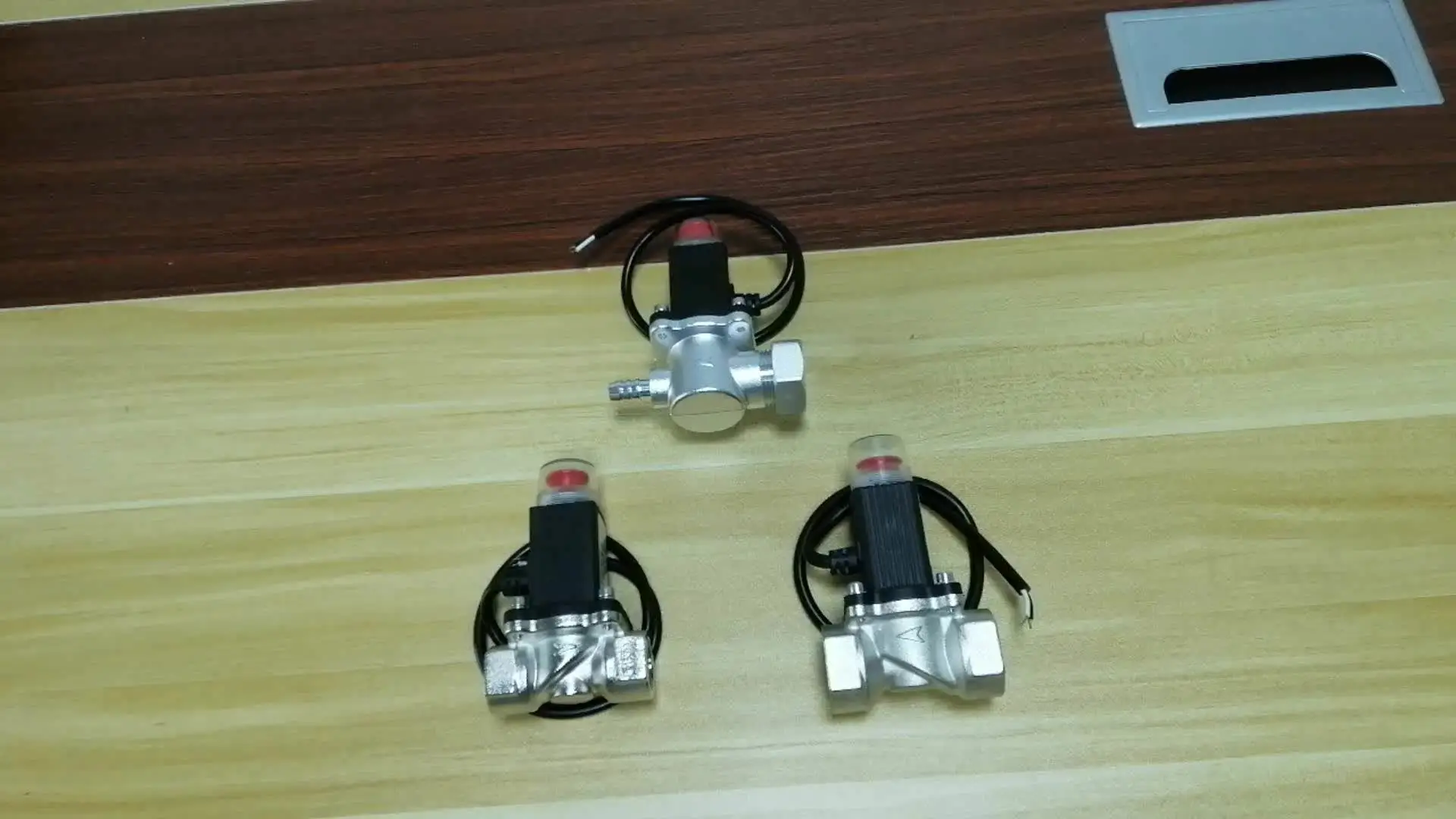 Detalle 1 de Electroválvula Natural LPG Gas Detector Methane CH4 Leak Alarm Sensor Shut Off Smart Solenoid Valve DN20 15 Automatic Control Home Fire Gas y combustible