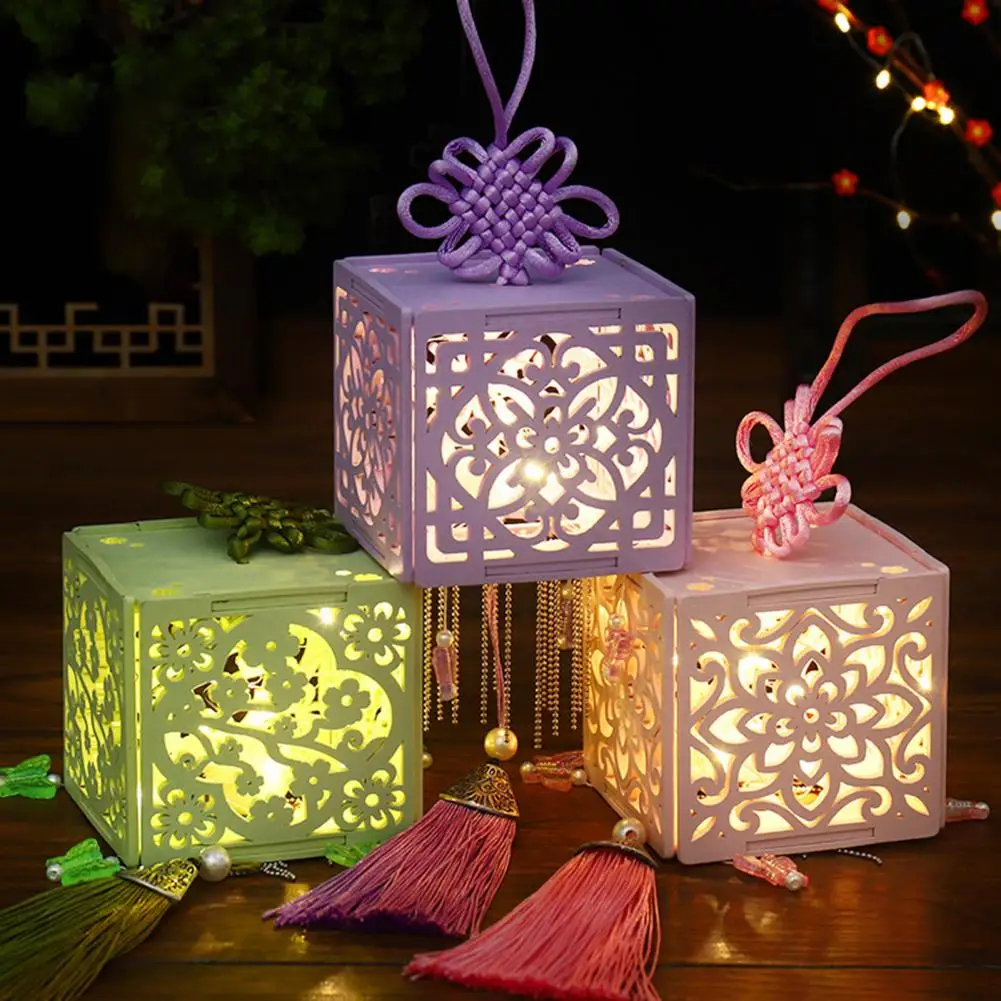 Wood Chinese Lantern Festival DIY Material Kit Exquisite Romantic LED Light Lantern New Mid-Autumn Festival For Holiday Decor