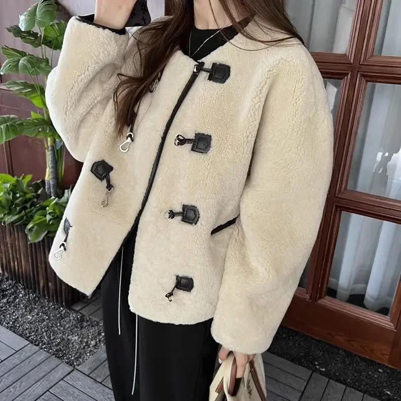 2025 Spring Women Fashion Imitation Fur Coat Thicken Warm Short Lambs Wool Outwear Stylish Loose Large Size All-Match Outcoat