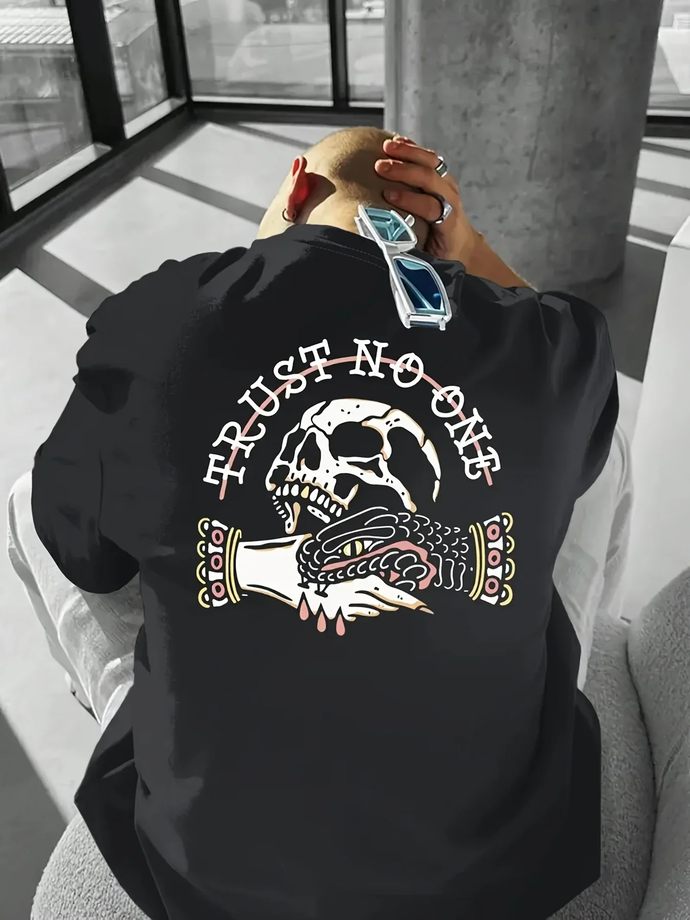 

Fashionable Men's T-shirt with Creative Skull Print Comfortable and Breathable Round Neck Outdoor Street Gothic Personality Top