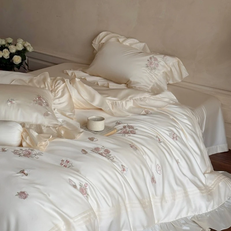 Xinjiang long-staple cotton cotton four-piece set French flower embroidered lace pure cotton quilt cover bed sheet