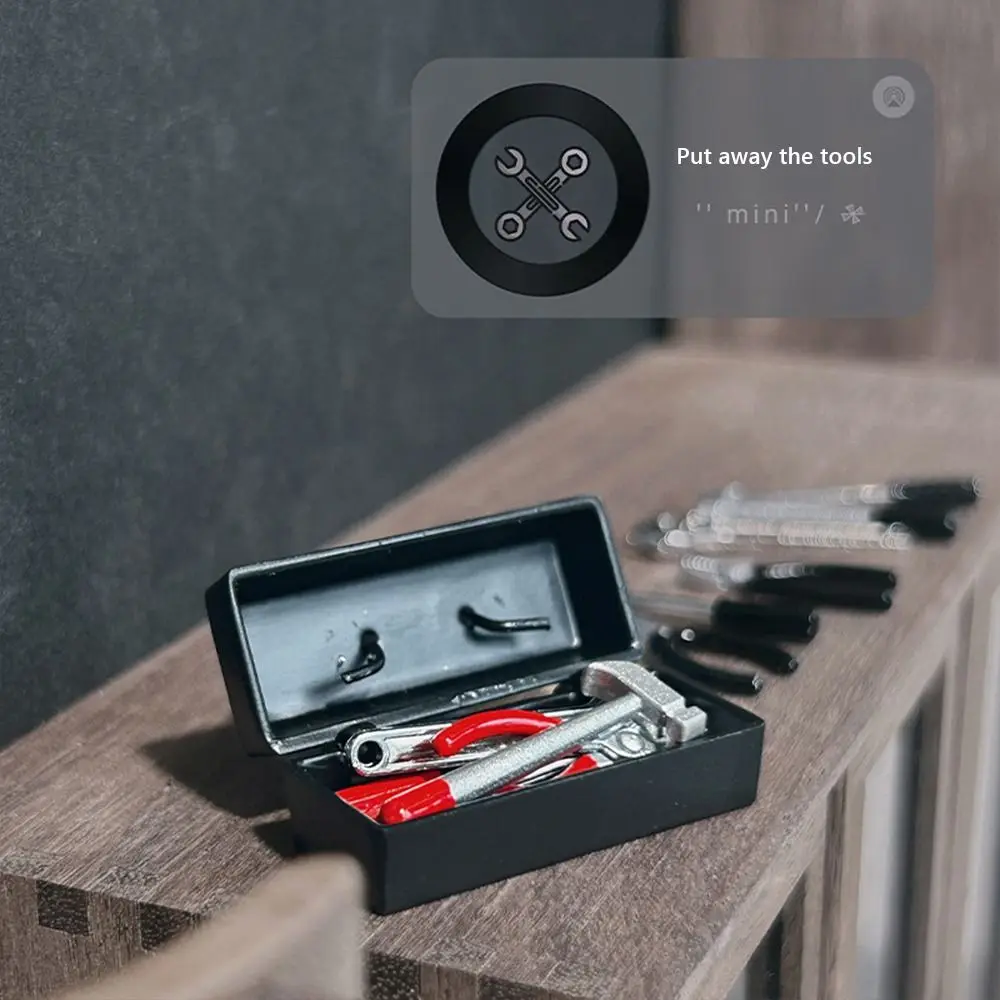 Caixa de ferramentas para casa de bonecas, escala 1:12, multicolorida com caixa de armazenamento, modelo de simulação, alça vermelha, mini ferramentas de reparo