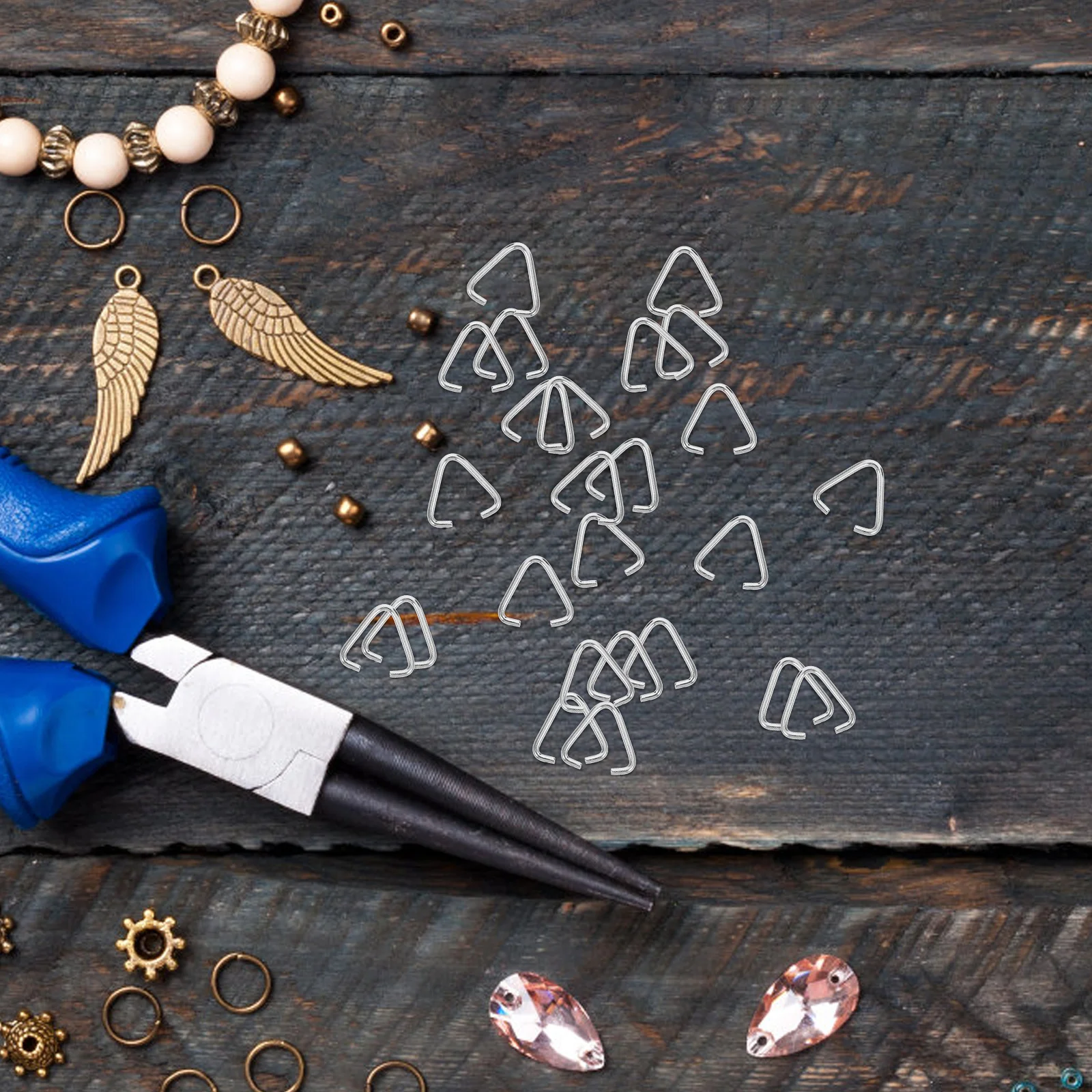 100Pcs Triangle Open Jump Rings Jewelry Making Keychains Pendants DIY Projects Robust Deformation Resistant Modern Design