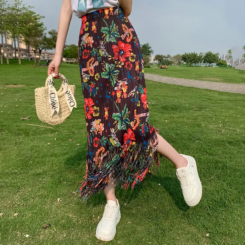 

Pleated Floral Print Midi Skirt: Colorfast, Slimming and High-Waisted with Great Stretch, Perfect for Travel and Vacation