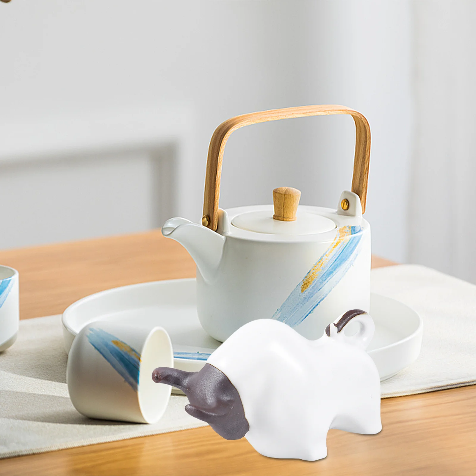 

1Pcs Tea Pet Cattle Sculpture Unique Design Household Decoration Material Perfect Gift Choice Tea Pet Cattle