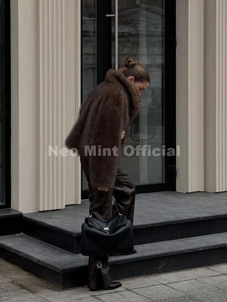 Neo Mint-abrigo de piel de zorro ecológico esponjoso para mujer, chaqueta de piel sintética degradada corta a la moda para chicas, abrigo de invierno para mujer 2025