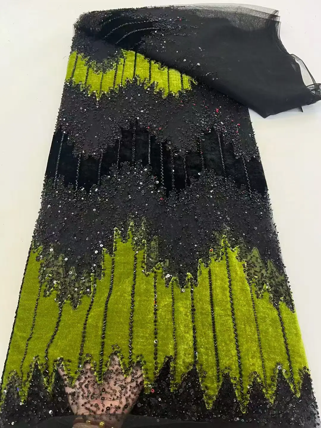 

Luxury African Lace Fabric 2025 High Quality Sequins Beads Lace Fabrics For Nigerian Wedding French Velvet Lace Fabric Material