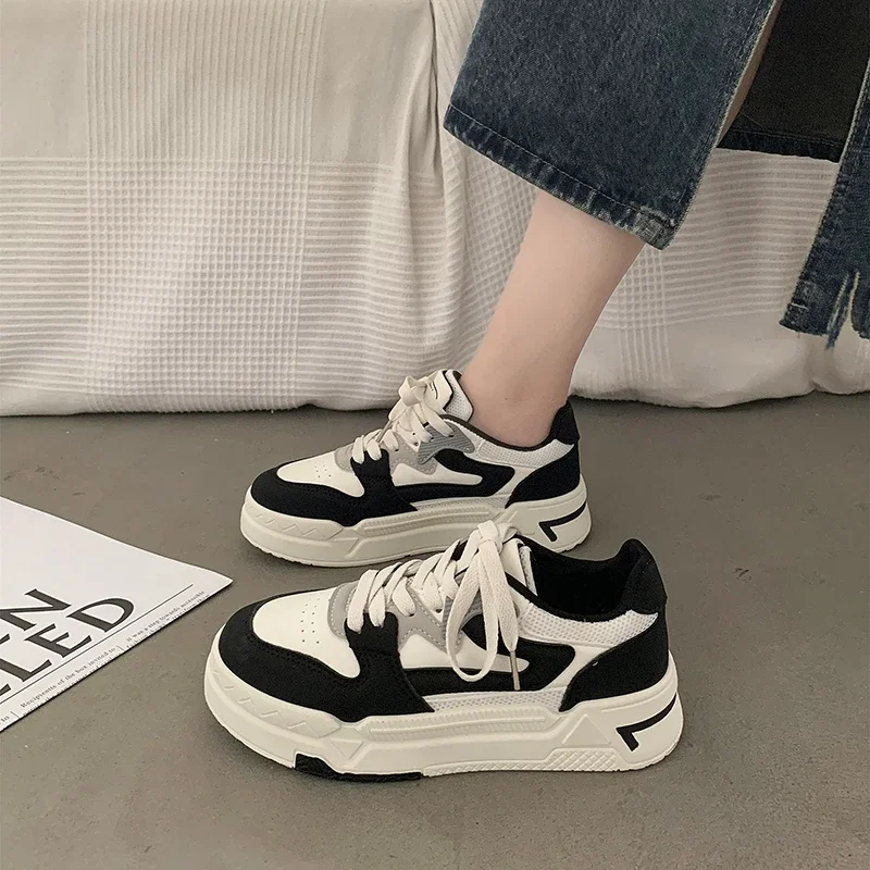 2024 Brand Leather Women\'s Sneakers White Platform Woman Sports Sneakers Female Vulcanized Shoes Sneakers Casual Ladies Trainers