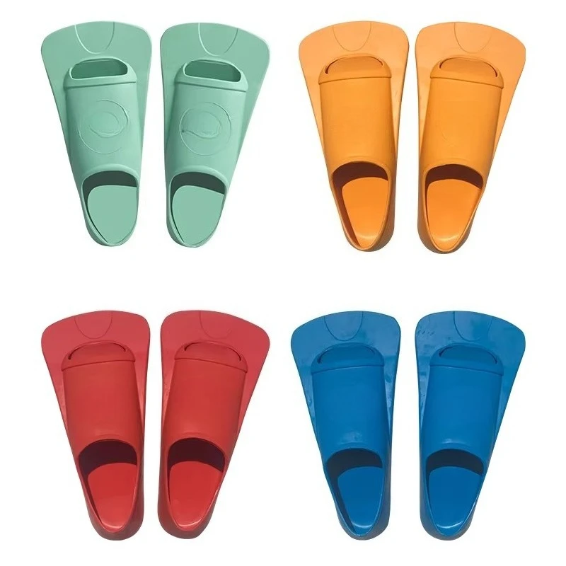 Swimming training short fins latent freestyle diving  duck  rubber has a children's size(Macaron Green)