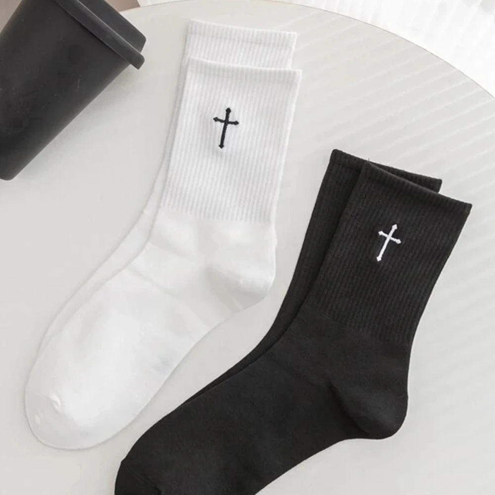 2 Pairs Black White Cross Mid Length Socks Classic Patterns Men Women Sports Fashion Sweat-absorbing Comfortable Women's Socks