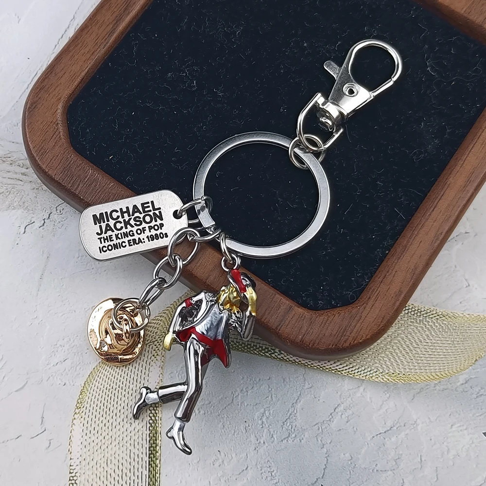 Fashionable Michael Jackson Keychain Classic Dance King Pendant Key Ring Fashion Singer Key Chain Creative Gift for Men Women
