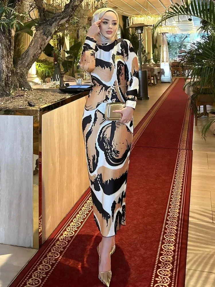 

Women's Temperament Elegant Dress Spring and Summer New Long Sleeve Half High Neck Belt Pleated Printed Female Muslim Dresses