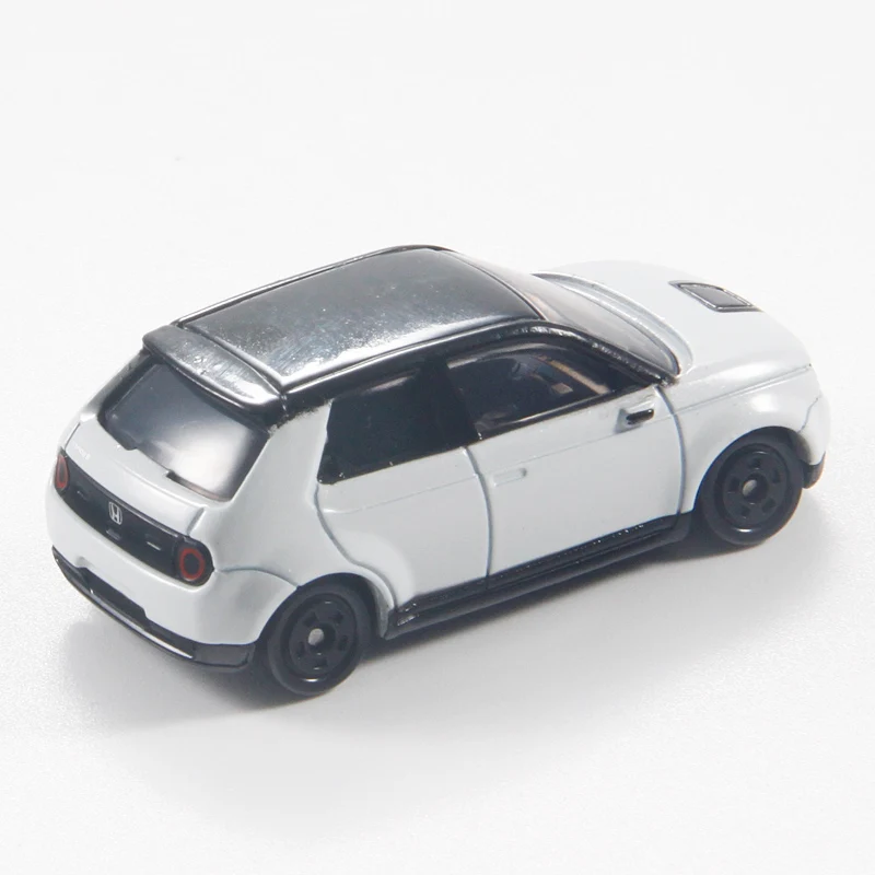 TAKARA TOMY Tomica NO.60 Modèle de véhicule à moteur Honda E, Ornement, Mini modèle de voiture en alliage moulé sous pression, Jouet pour enfants, Cadeau de Noël