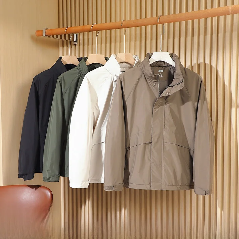 

Offline ulari Spring Couple Sle со скрытым капюшоном, ветрозащитная, водонепроницаемая, элитная куртка-джет, подходит для модной городской молодежи...