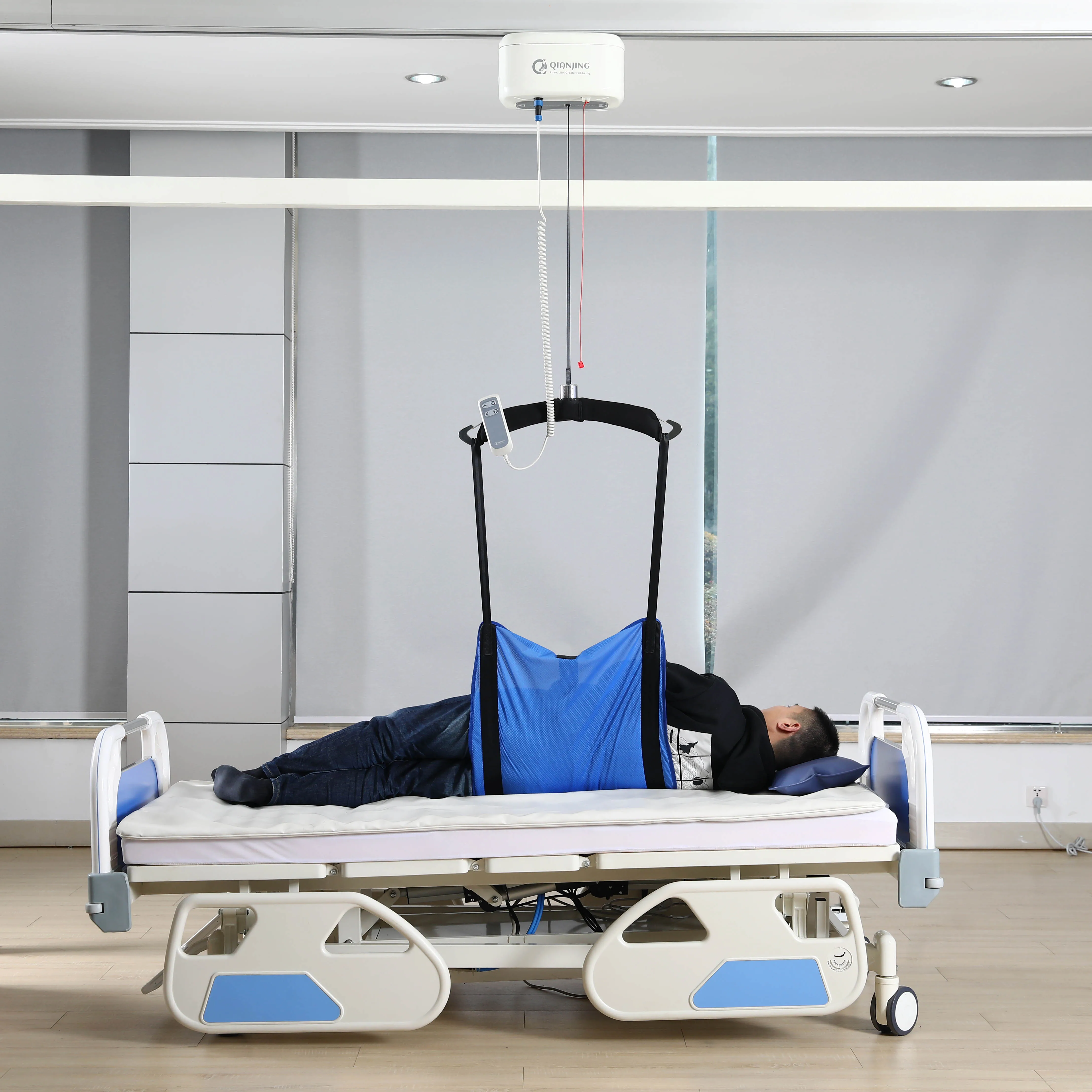 Medical Class I Overhead Ceiling Track Hoist Patient Lifts For Shifting And Transporting Patients Ceiling Lifts