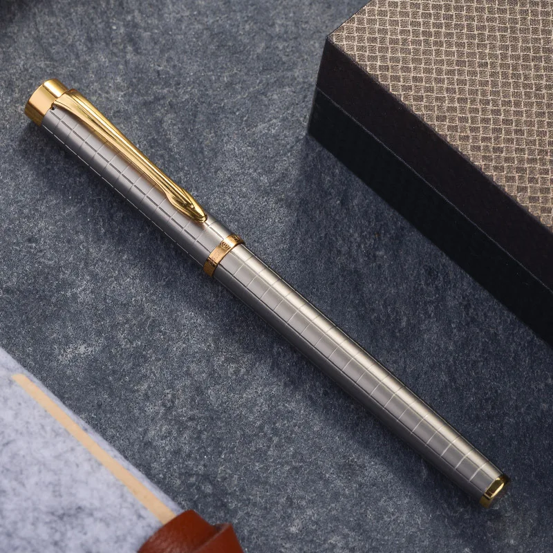 

2026 Дешевая распродажа, перьевая ручка с серым сетчатым узором, 10K, 0,5F, чернильная ручка с наконечником, офисные необходимые ручки «Снова в школу»