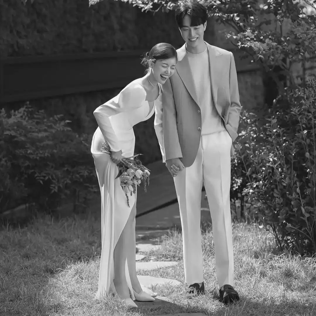 MD Elegant Mermaid Wedding Dress 웨딩드레스 Satin Long Sleeve Side High Slit Korea Photoshoot Bridal Gown Court Train Customized