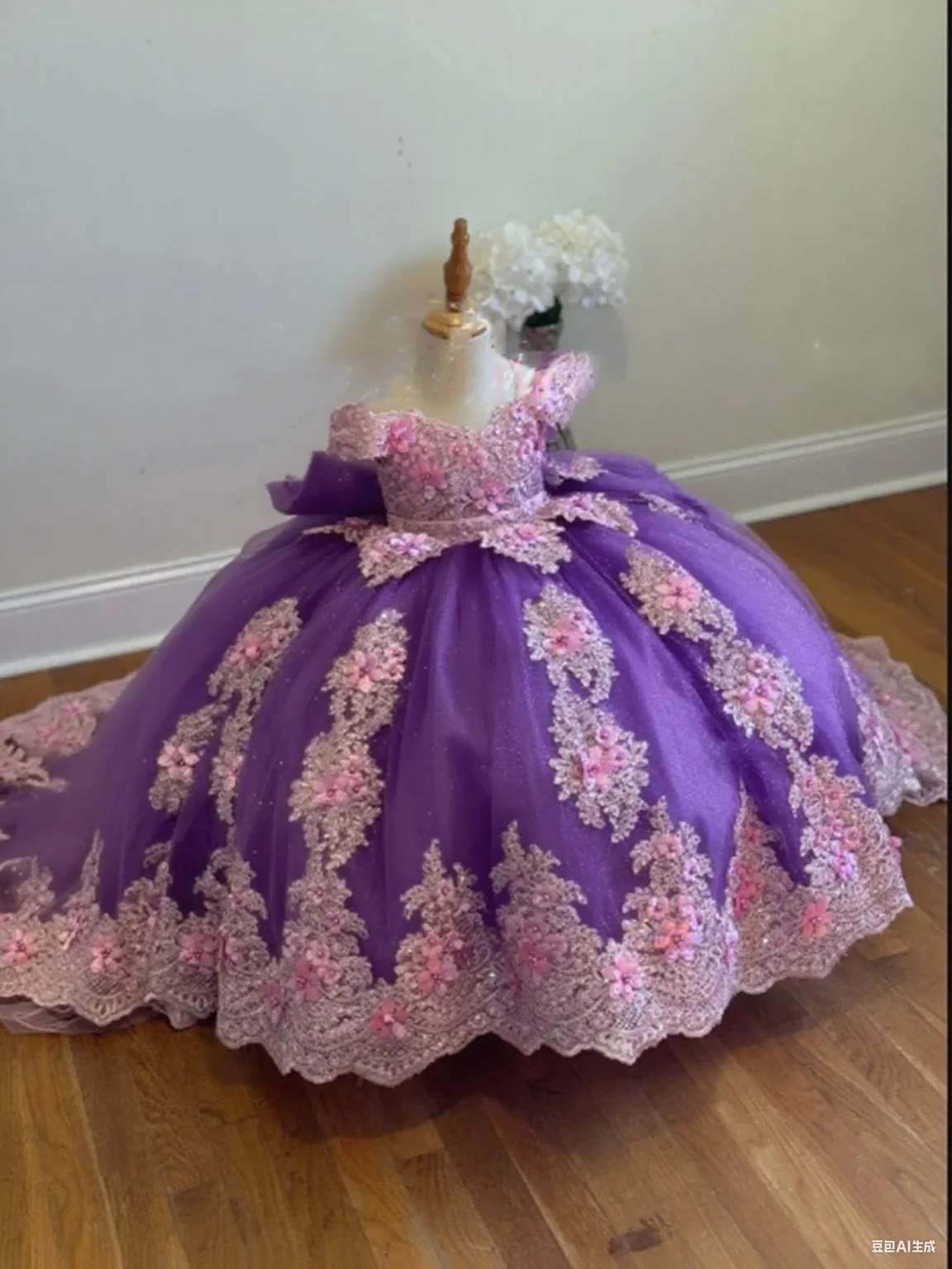 

Платья с цветочным узором для девочек на свадьбу с бантом и кружевными аппликациями для девочек, детское бальное платье на день рождения, платья для первого причастия по индивидуальному заказу