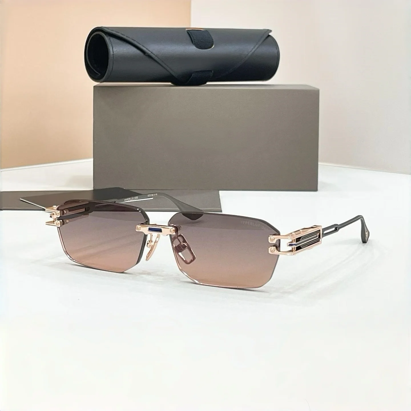 Designer Style Frameless Sunglasses Trend Fashion Unique Metal Temple Rectangle Lenses UV400 High Quality Unisex Outdoor Shades