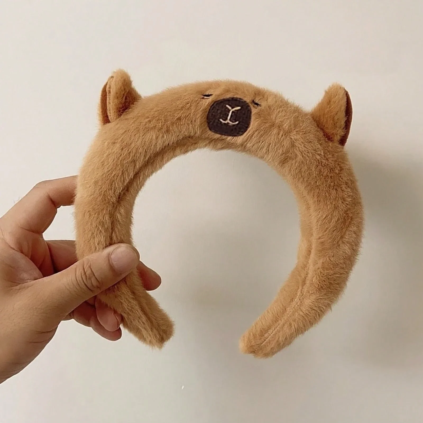 

Plush Capybara Headband For Women Autumn Winter Hair Accessory