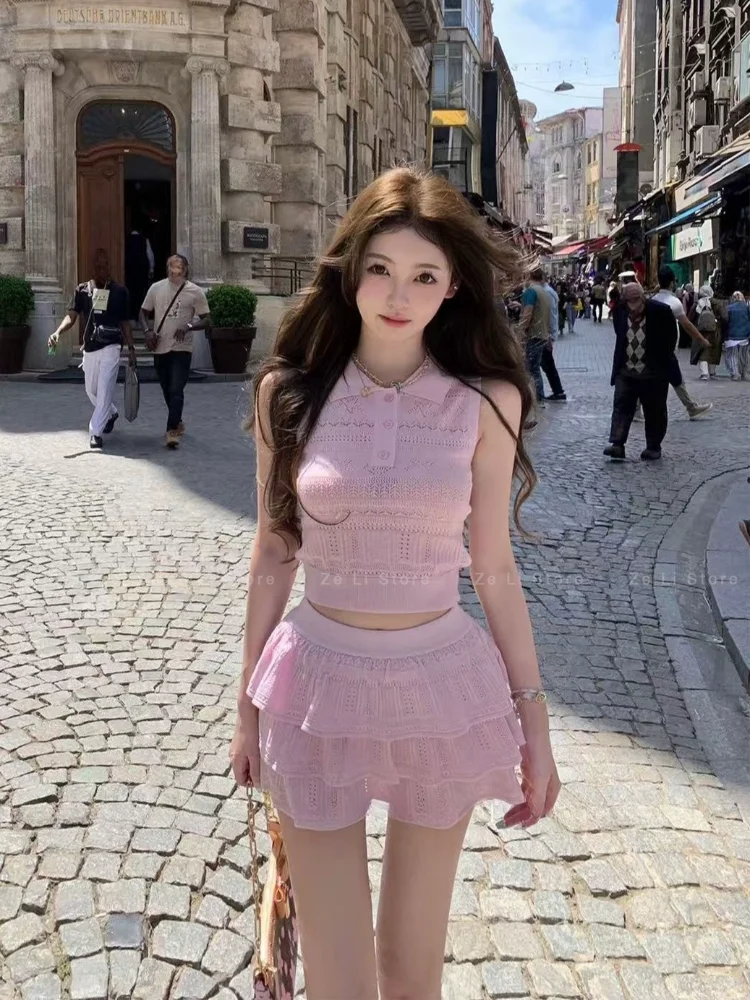 Women's Knitted Hollow out Slim Fit Vest And Skirt Set Summer Vacation Style Caplet Design Short Length Breathable Material
