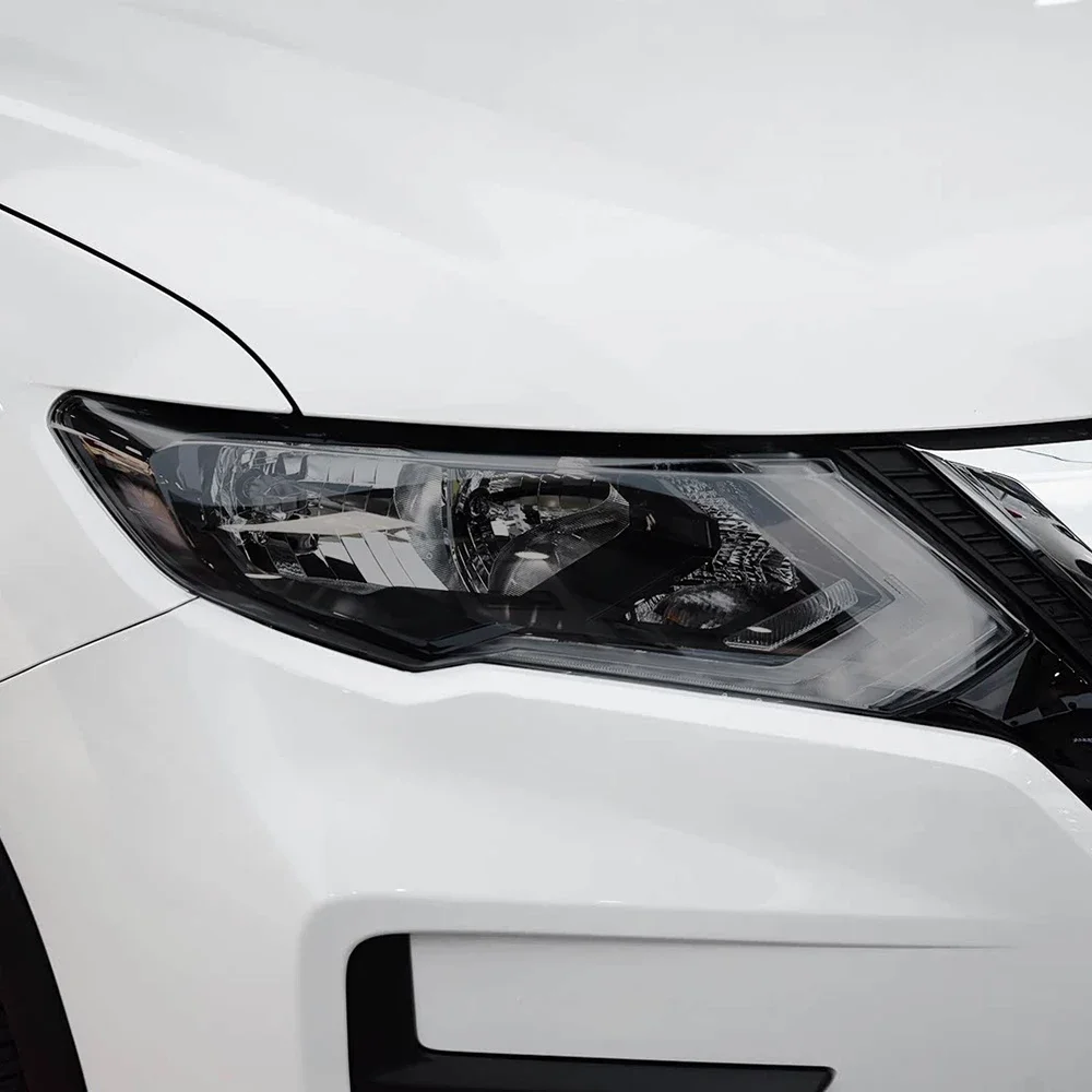 Rauchschwarze Hochglanz-TPU-Scheinwerferschutzfolie für Nissan X-trail/Rogue T33 T32 2017-2026 Vorgeschnittene PPF Anti-Kratz-Folie – Detail 2