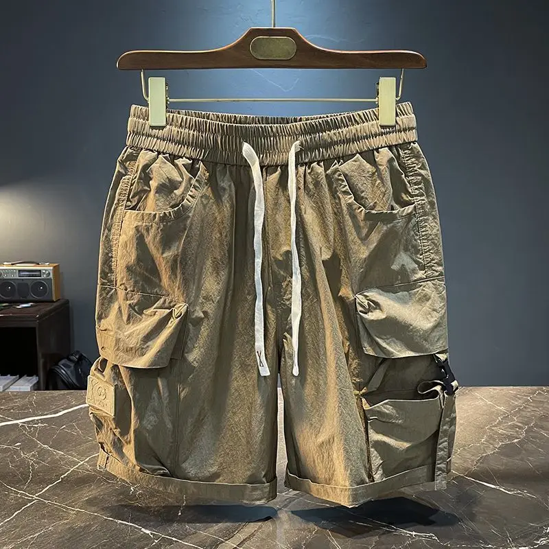 Calça com cordão solta masculina, shorts com cordão, estilo fino, preta, confortável, com tudo a combinar, bolso grande, verão