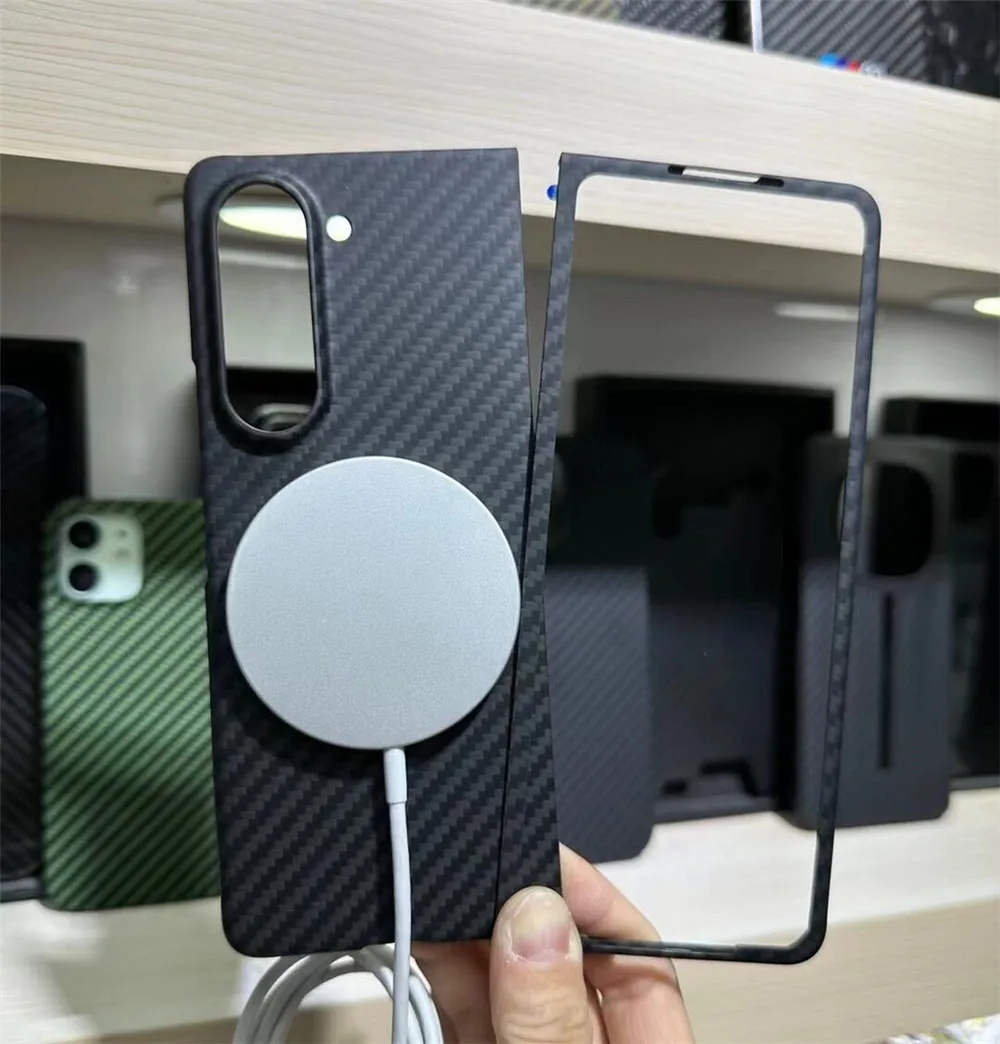 

Тонкий чехол Magsafe из натурального углеродного волокна для Samsung Galaxy Z Fold5 Fold 5, Матовый ультратонкий магнитный беспроводной армированный жесткий чехол