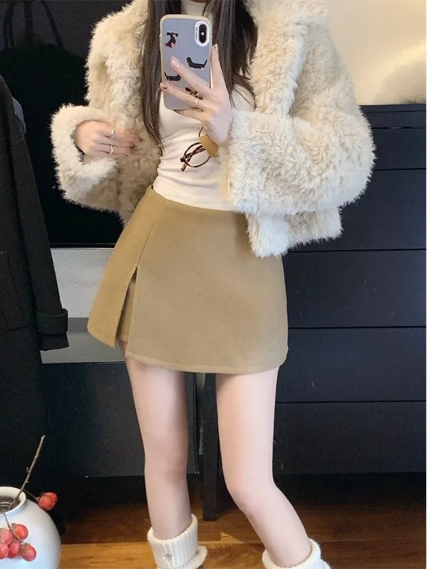 

High Waist A-Line Skirt for plus Size Women Spilt Design Slimming Versatile Korean Style Short Skirt for Autumn Winter