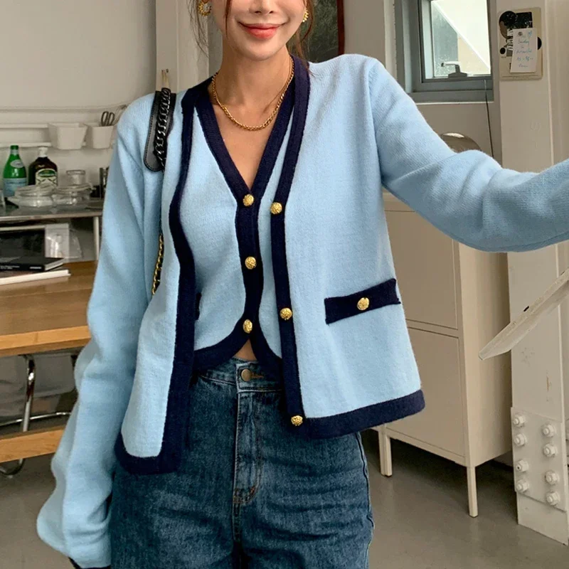 

2025 High Quality Spring Knitted Long Sleeve V-neck Cardigan Coat + Sexy Short Camisole Crop Top Sweater Two Piece Sets Elegant