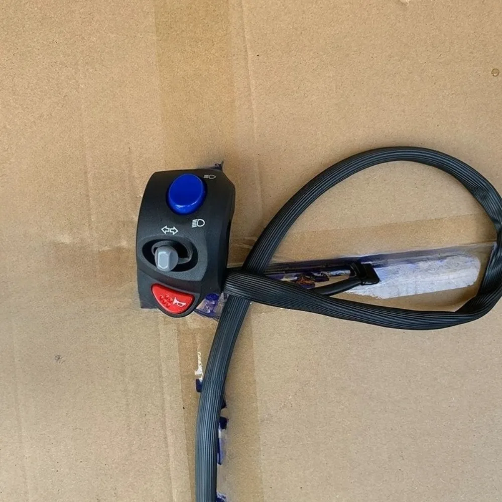 Fot LIFAN K19 Cruiser LF150-14P Left Right BRAND NEW Handle Horn Turning Dimming Ignition Switch