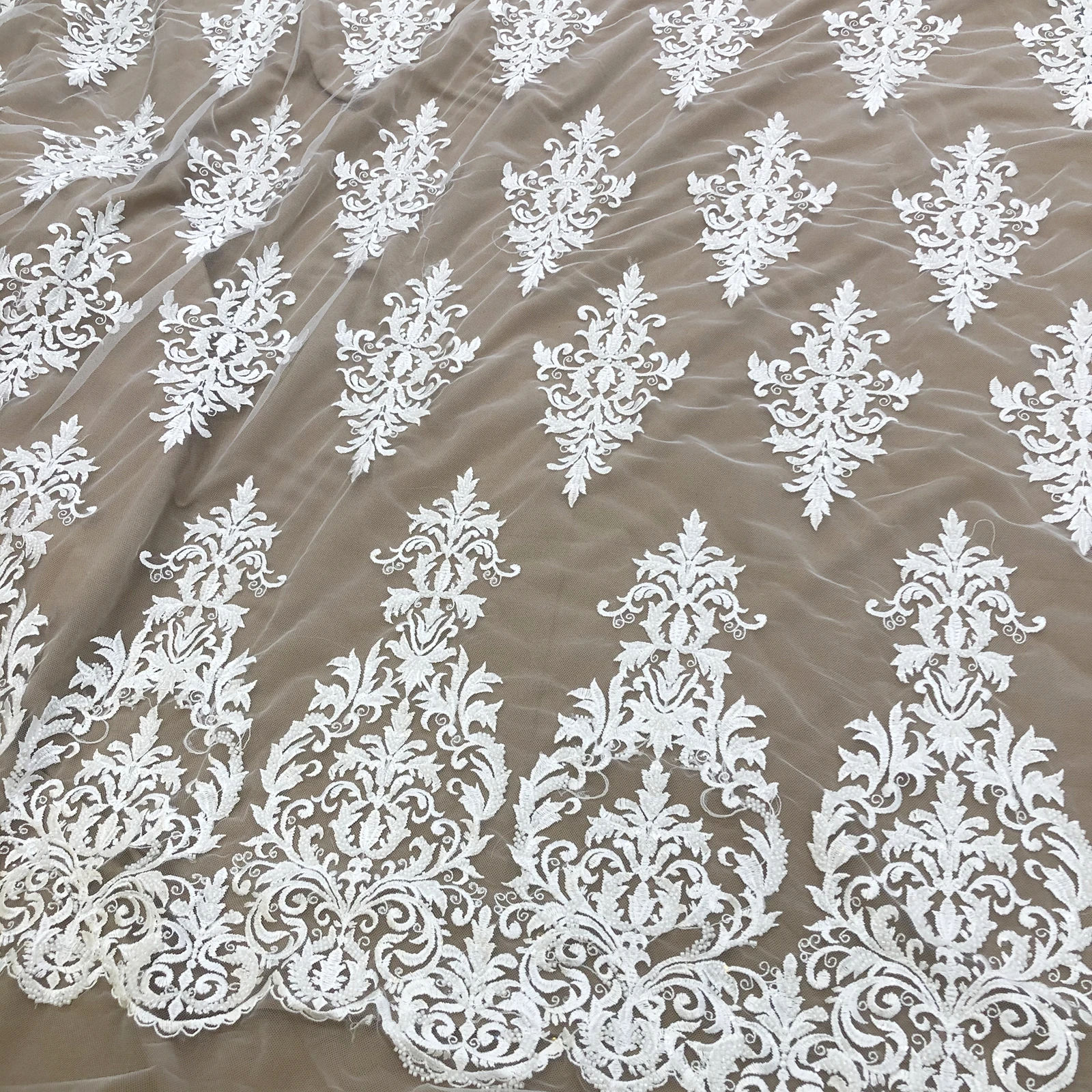 

Ivory White Lace Fabric Sequin Beads Embroidery Wedding Evening Dress Fashion Clothing Fabrics