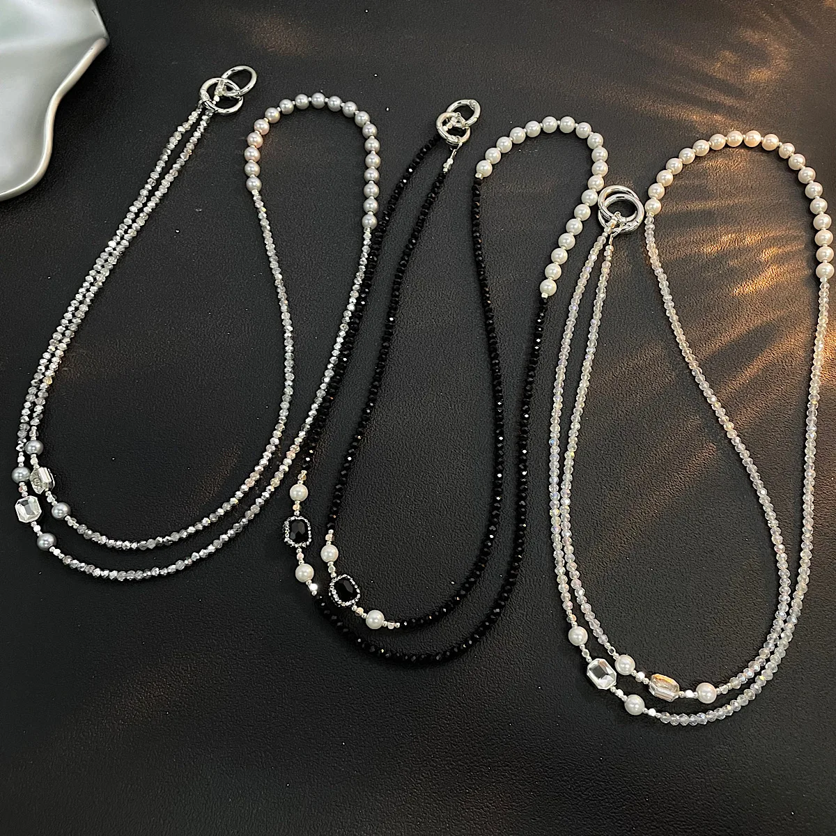 

Luxury Crystal Pearl Handmade Bead Long Cross Hanging Rope Chain Phone Case Bag Universal Female Trendy