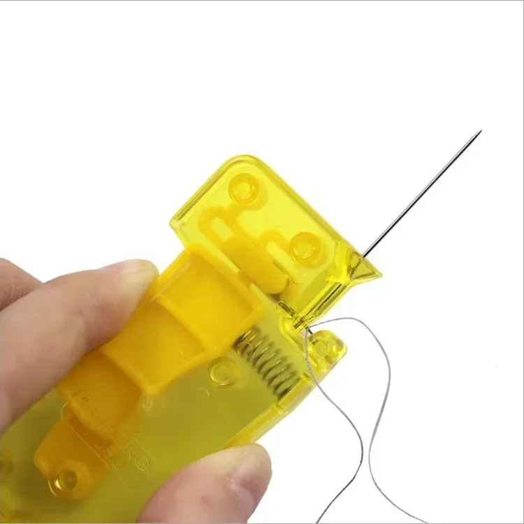 1PC Auto Needle Threader DIY Hand Sewing Threader Hand Machine Stitch Insertion Sewing Automatic Thread Device Household Tools