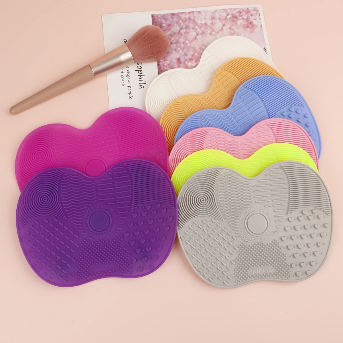 1Pc Silicone Apple-Shaped Makeup Brush Cleaner Pad With Suction Cup For Effective Cosmetic Tool Cleaning