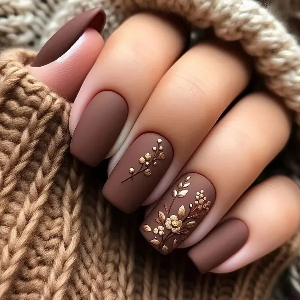 2026 New Simple 24-Piece Nail Art Autumn/Winter Floral Pattern Mid-Length European Square Wearable Nail Tips