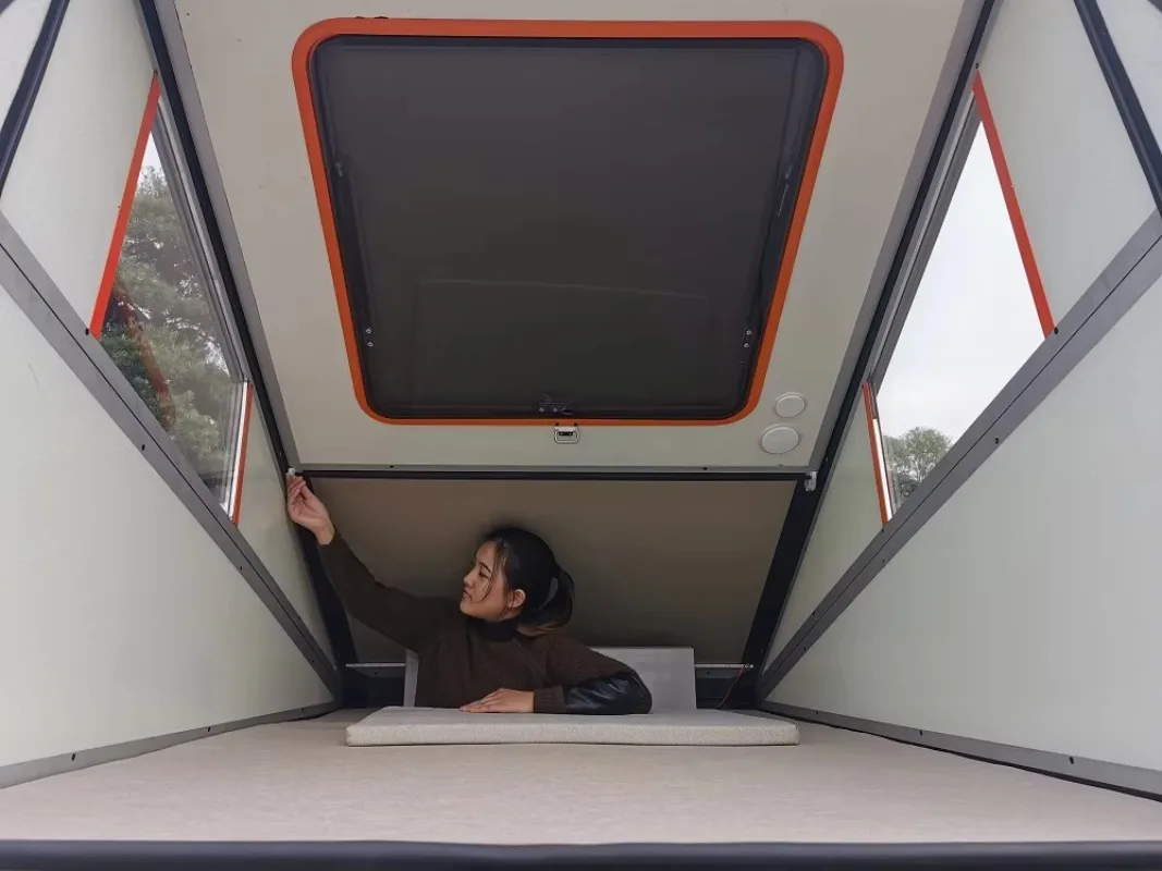 2022 New Cheap Camper Outdoor Camping Waterproof 2 Person Truck Suv Hard Top Rooftop Tent Aluminum Hard Shell Car Roof Top Tent