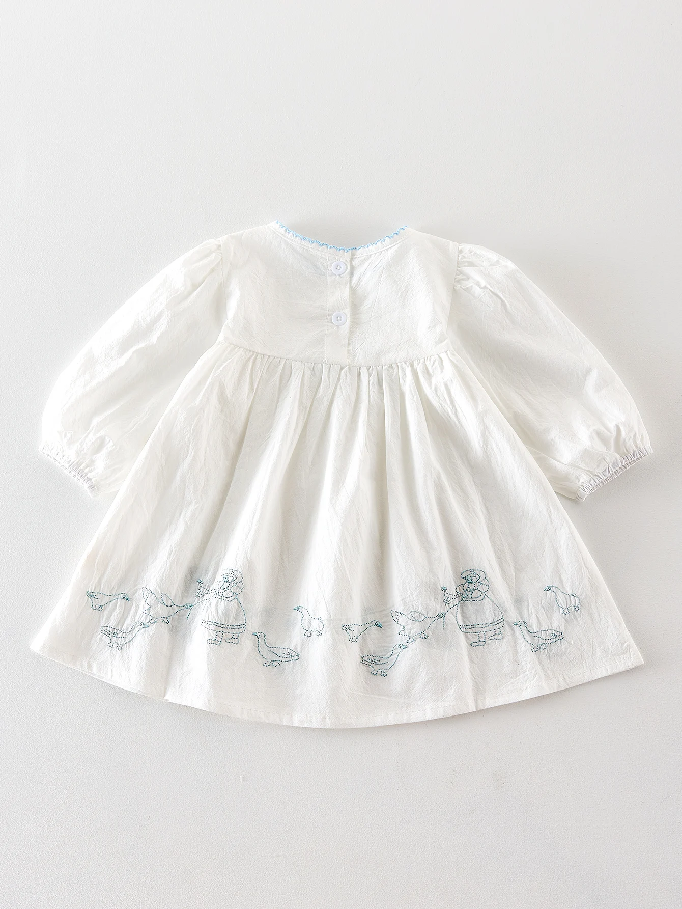 Autumn long-sleeved dress for baby girls, sweet embroidered bow dress, princess dress for going out