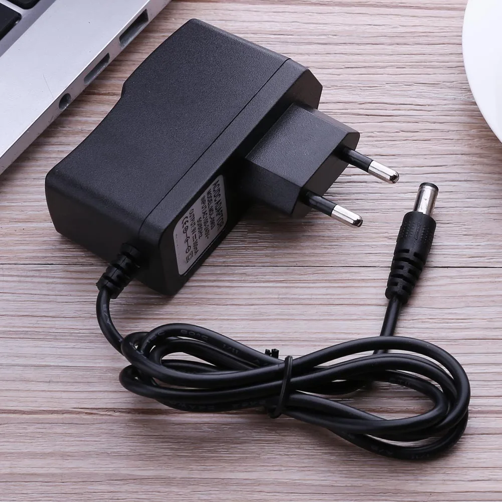 9V 300mA Power Supply Center Negative Outside Positive for Guitar Effector