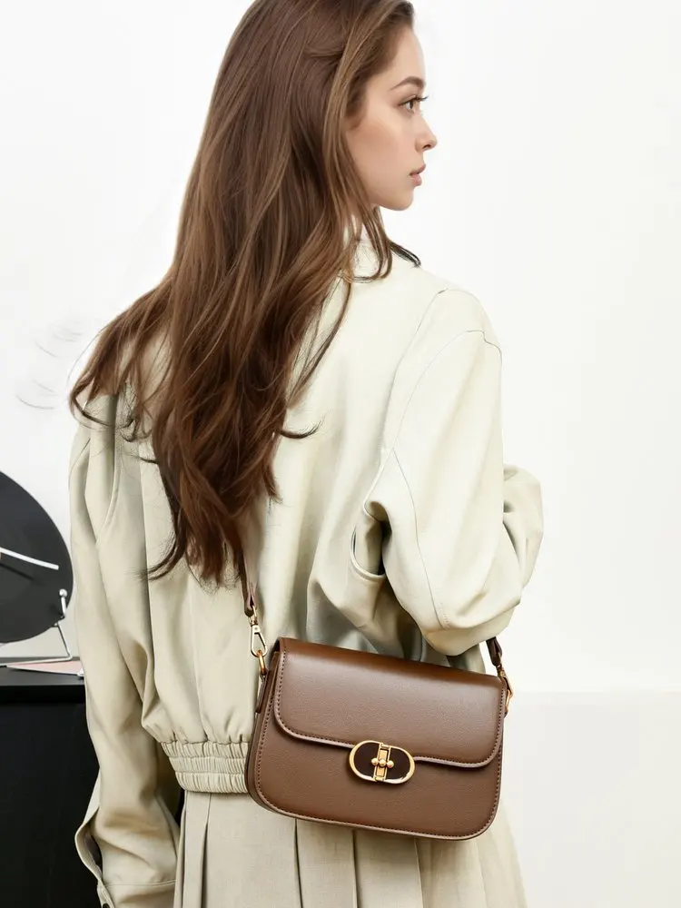 

Top-Tier Women's Hand Bags Made Of Sheepskin Leather Boasting Madrid High-End Spacious Soft Daily Look​
