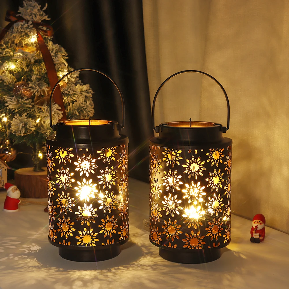 2Pcs Flower Pattern Candle Holder Vintage Iron Lanterns with Handle Table Candlestick Wedding Home Decor Lighting No Candles