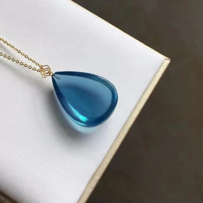 

Natural Blue Aquamarine Water Drop Pendant 31*23*9.5m Big Size Aquamarine Brazil Jewelry Women Fashion Jewelry AAAAAAA
