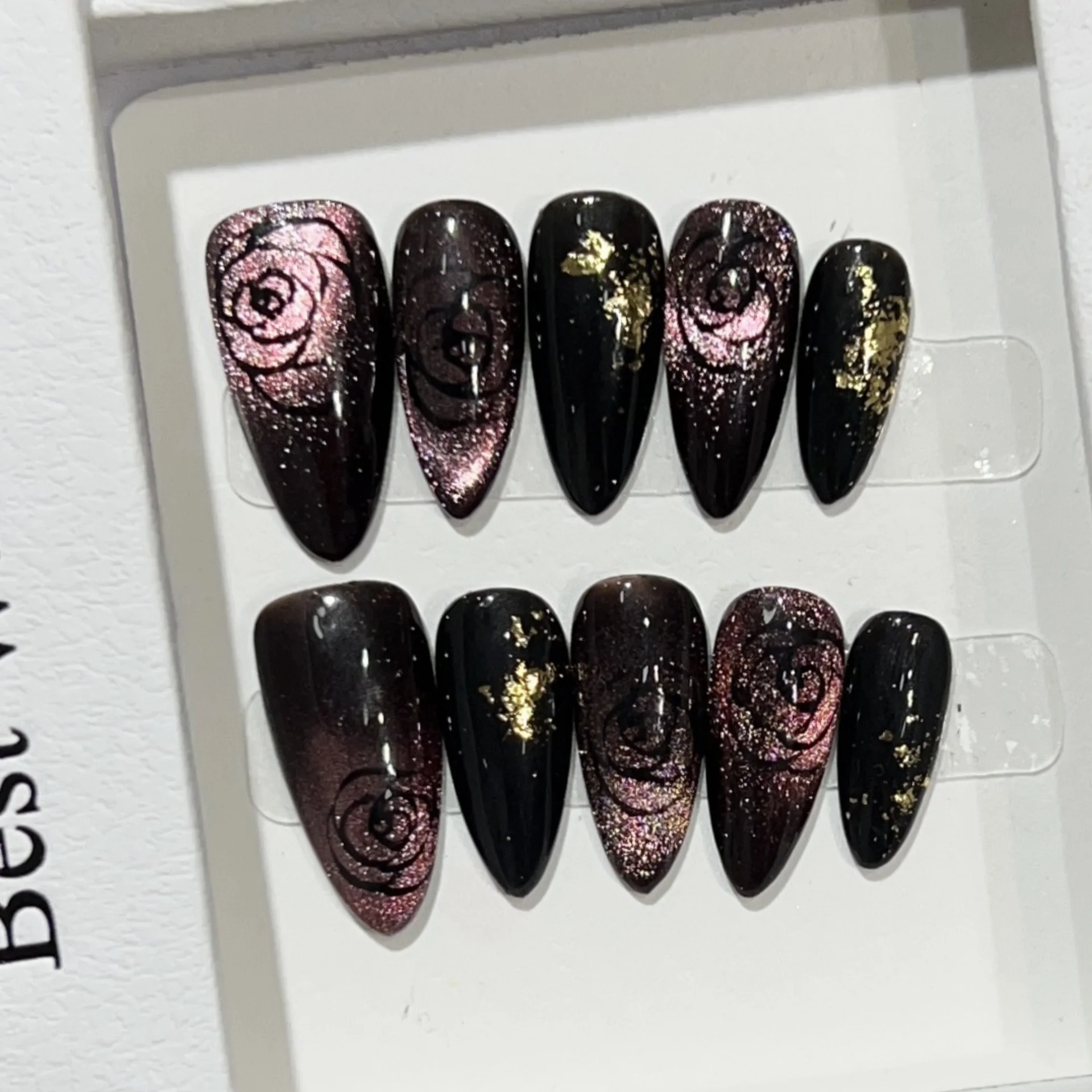 

10 шт. красные накладные ногти ручной работы «кошачий глаз» с цветочным узором, короткие балетные накладные ногти, готовые носимые наборы накладных ногтей