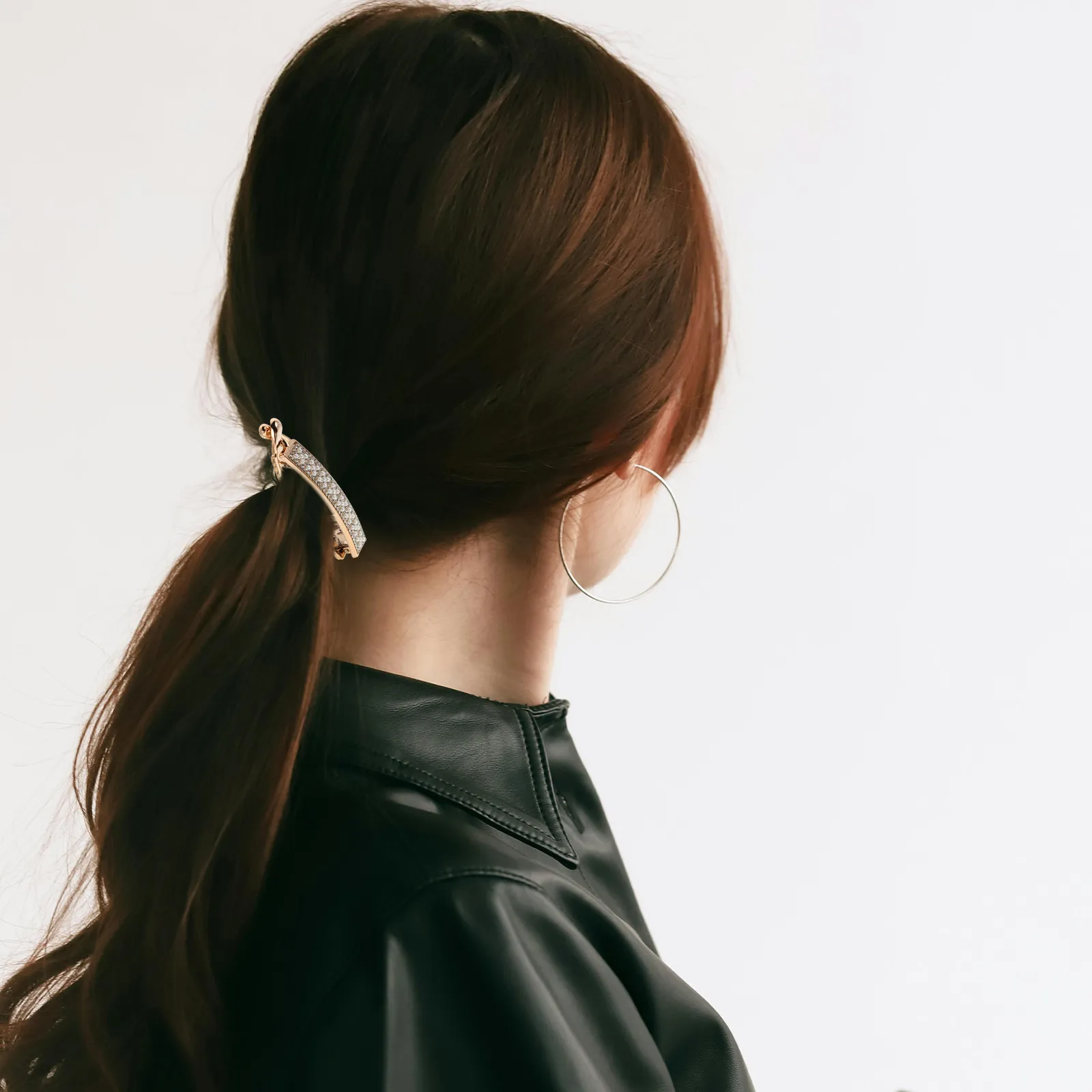 

4Pcs Rhinestone Pearl Hair Claw Clips Banana Clips for Thick Curly Hair Non-Slip Strong Hold Jaw Ponytail Holder Updos Styling