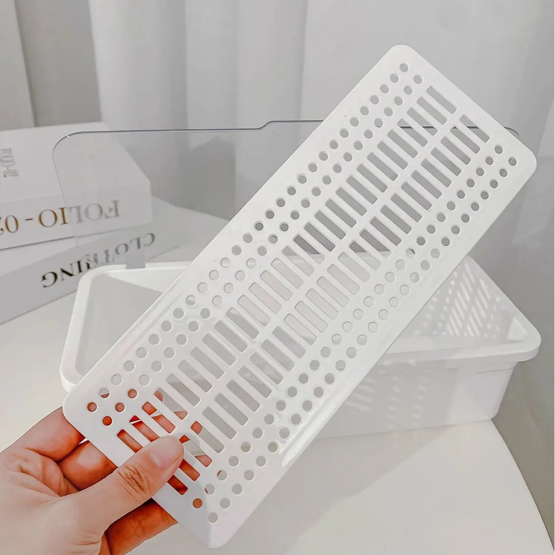 Makeup Brush Storage Box Tube Household Tabletop Transparent Makeup Egg Eye Shadow Brush Bucket Dust Belt Cover Finishing Box